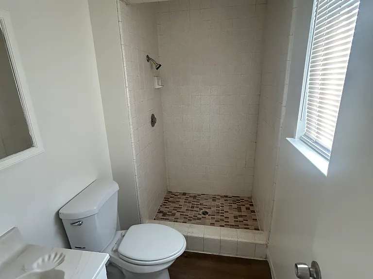 4694 N Holt Ave — Photo 9