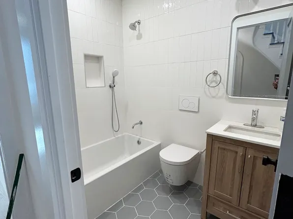 56 Douglass Street image 14 of 17