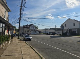 3 Limekiln Pike APT B, Glenside, PA 19038