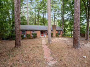 3222 Oxford Dr, Durham, NC 27707