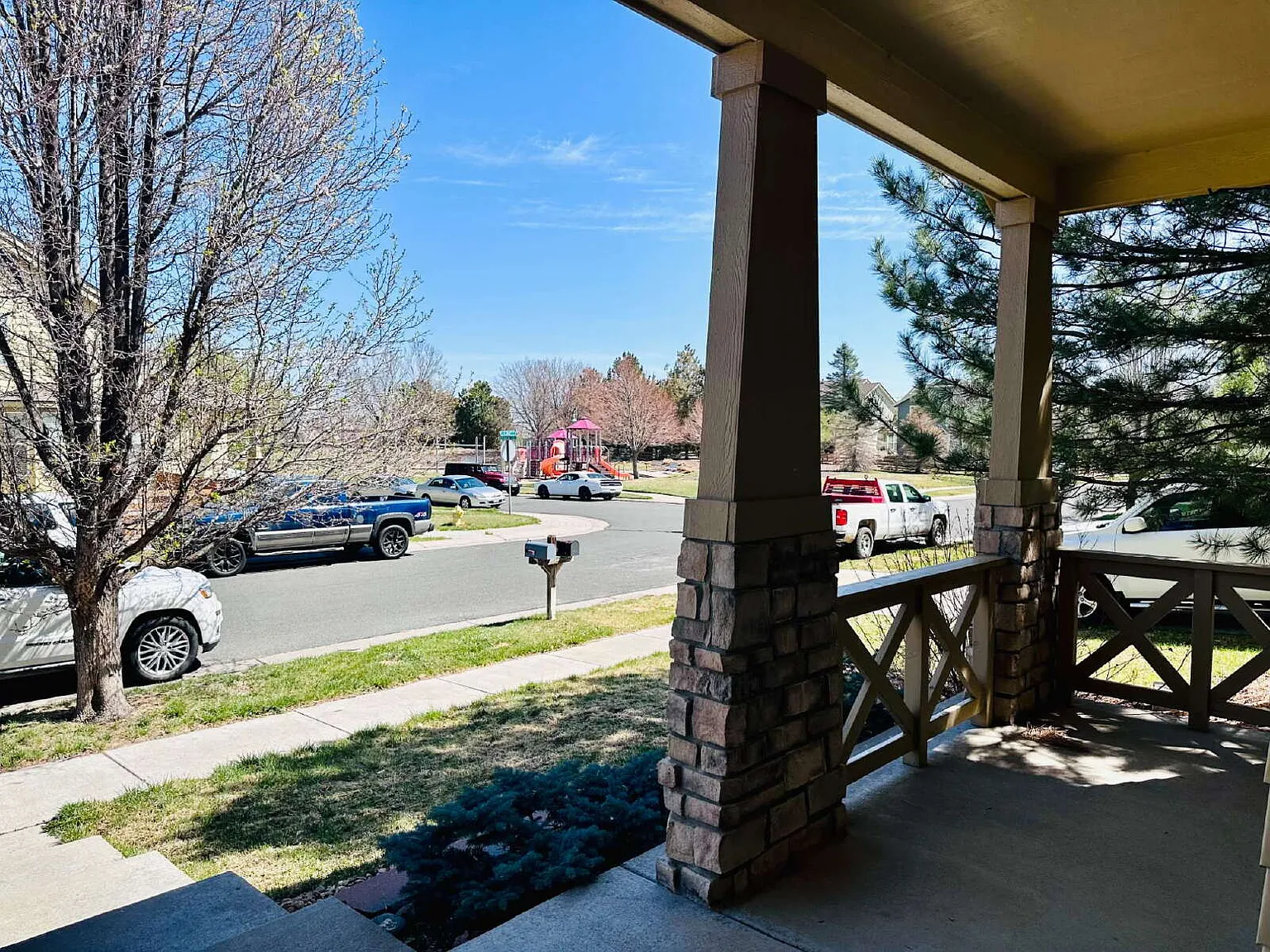 3 bed, 2.5 bath, 2144 sqft, $2,975 — Photo 4