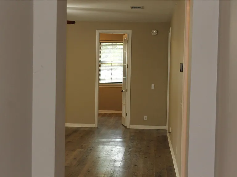 11558 Spicewood Pkwy #13 — Photo 2