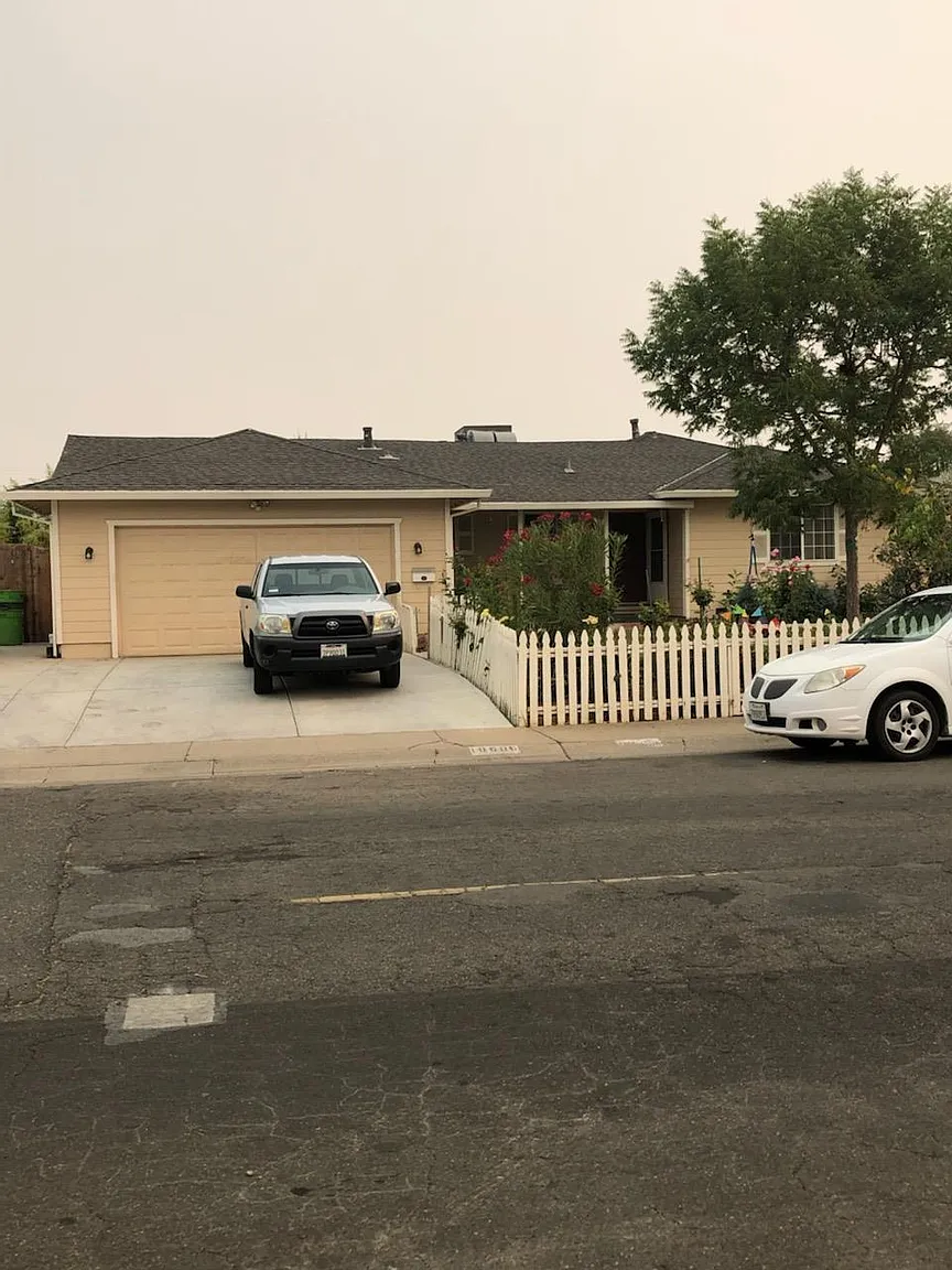 10606 Chardonay Dr photo 1