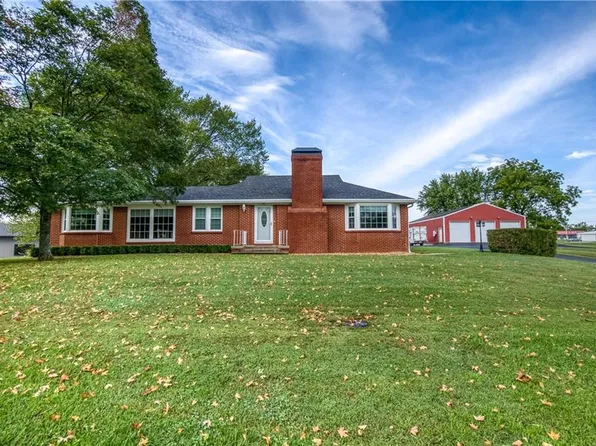1501 N Water St, Clinton, MO 64735