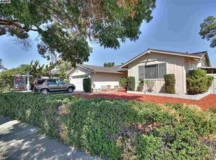 38076 Guava Dr, Newark, CA 94560