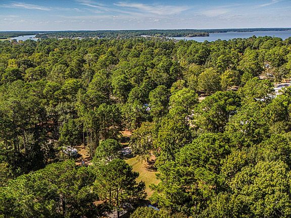 5th image of 339 Canadian Dr