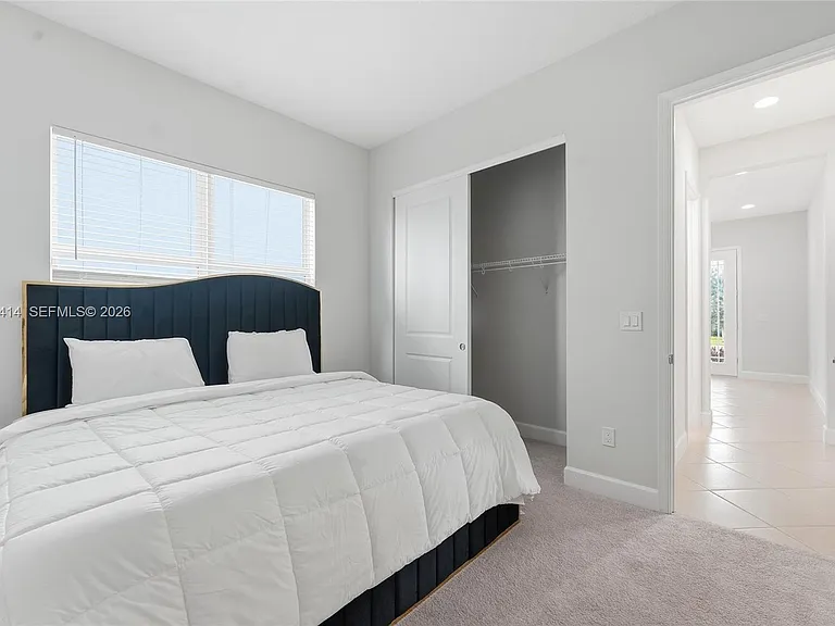 15239 Goldfinch Cir — Photo 33
