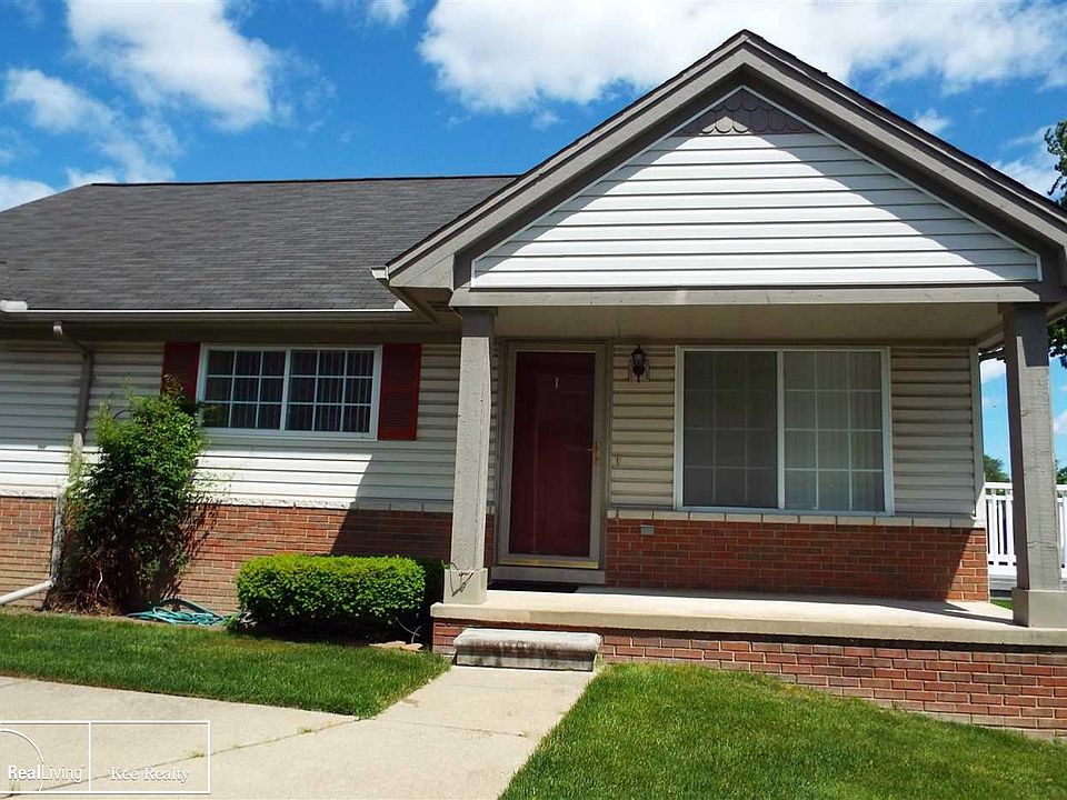 1st image of 29920 Kenwood Ct