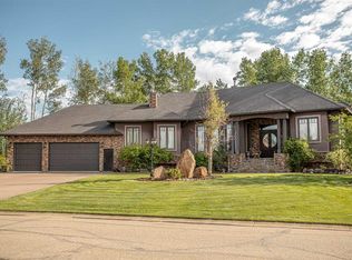 13 E Chinook Cres, High Level, AB T0H1Z0