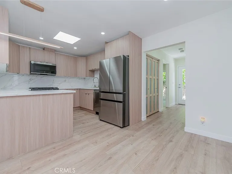 4534 Lennox Ave — Photo 5