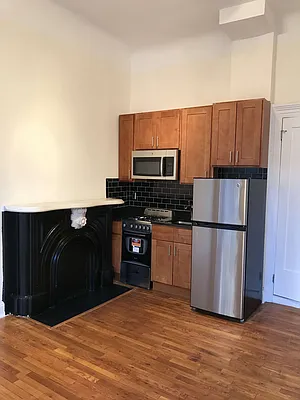 Rented by Waverly Realty Associates | media 14