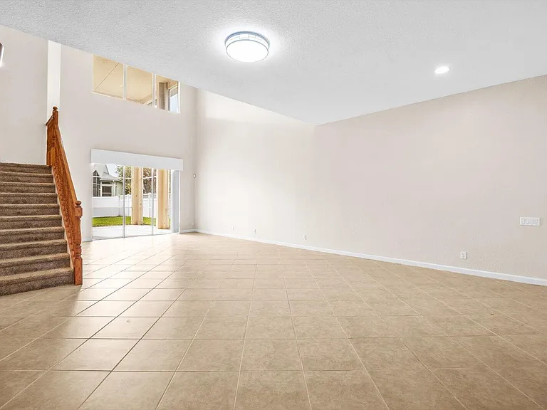 206 NW Magnolia Lakes Blvd — Photo 6