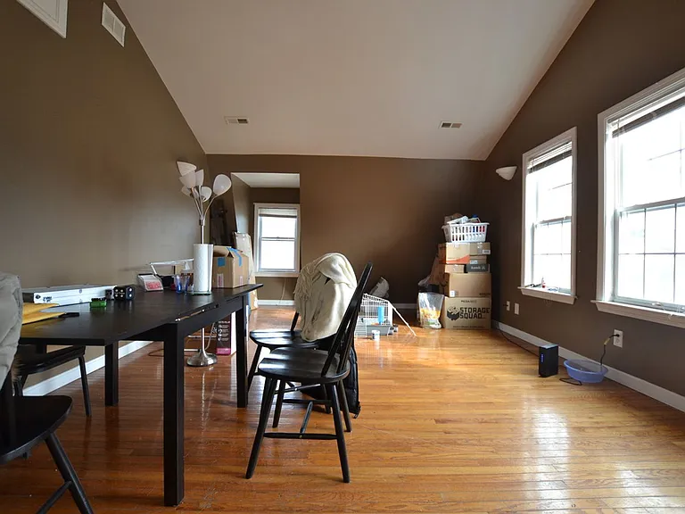 26 Farrington Ave #3 — Photo 6