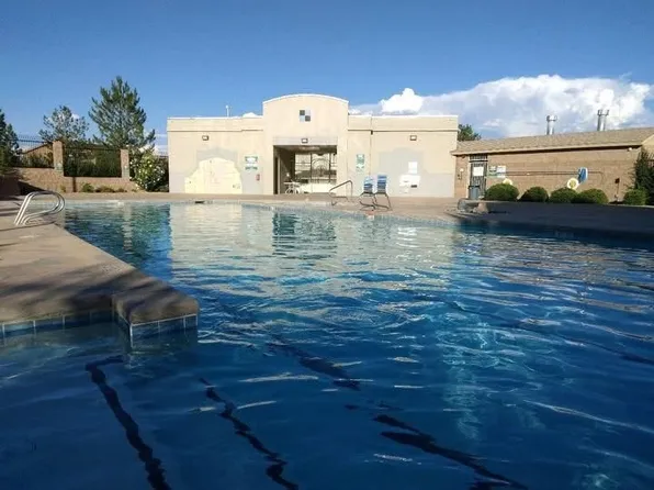 10744 Humphries Ln SW, Albuquerque, NM 87121