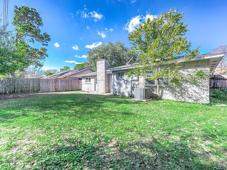 24007 Pepperrell Place St — Photo 24