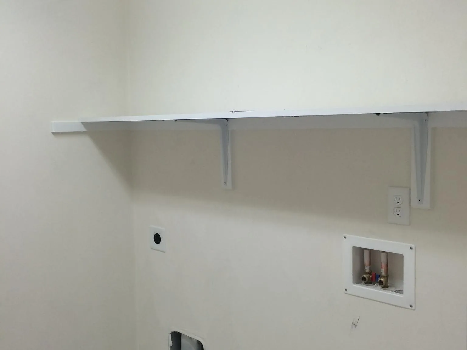 2 bed, 1.5 bath, 1200 sqft, $1,650 — Photo 2