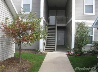 1364 Fox Pointe Cir, Ann Arbor, MI 48108