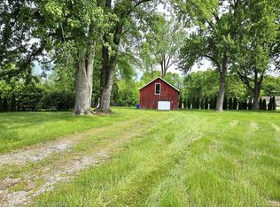 9396 Stanley Rd, Flushing, MI 48433