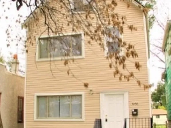3236 S 49th Ave, Cicero, IL 60804