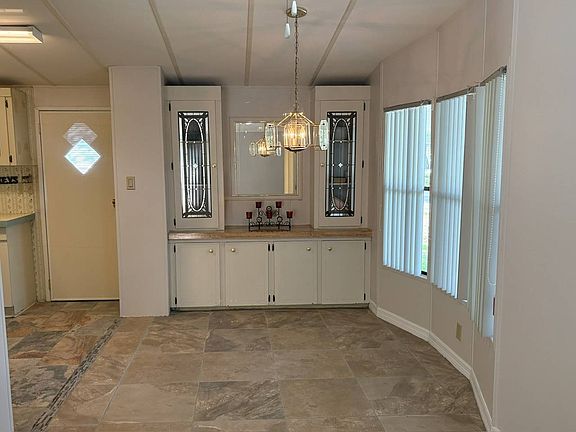 5th image of 5604 SW 58th Pl