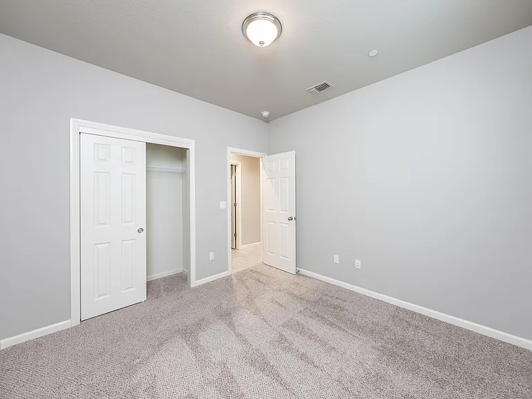 3555 Encino Ave — Photo 27