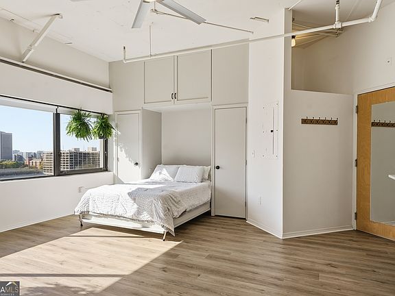 4th image of 120 Ralph McGill Blvd NE APT 903