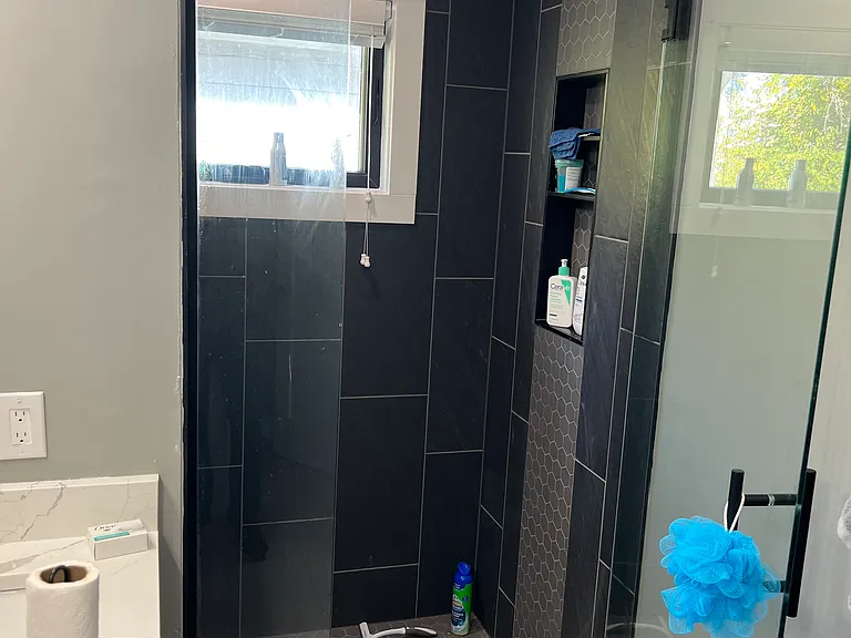 2060 Ruckle St — Photo 15