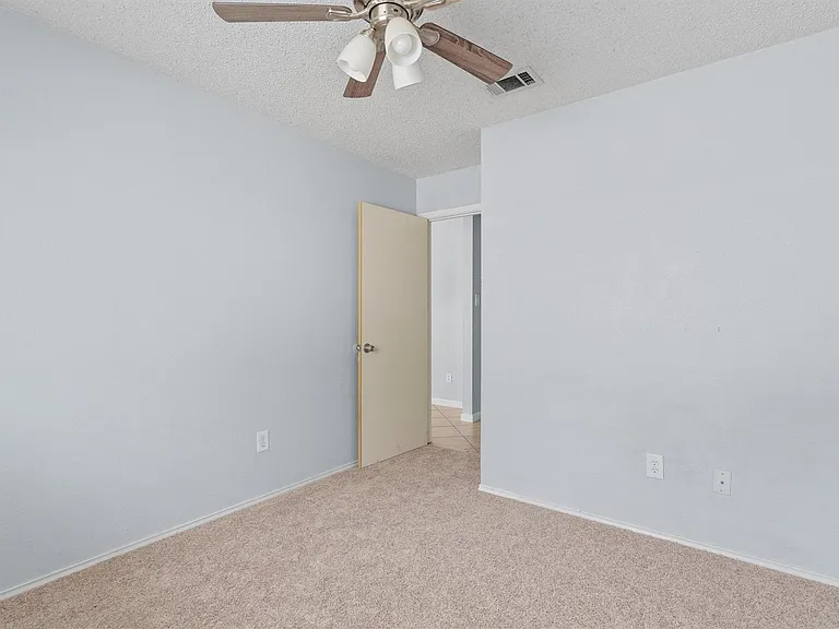 606 David Curry Dr — Photo 18