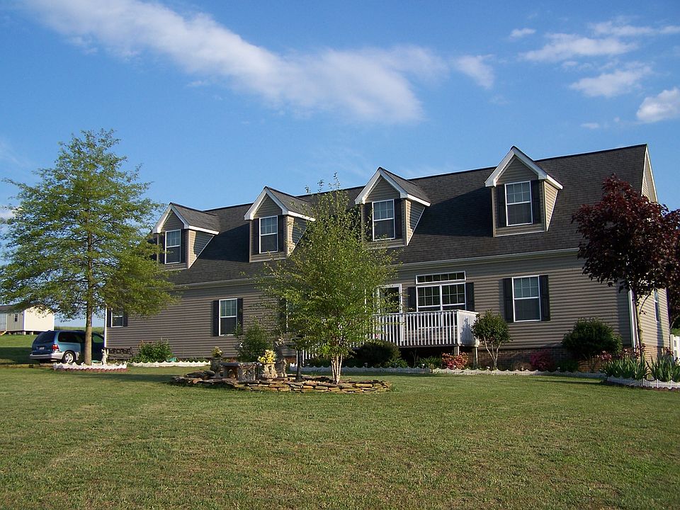 front of home from SW corner