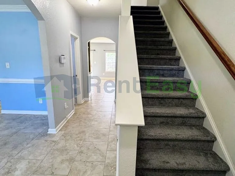 418 Munden Ave — Photo 16