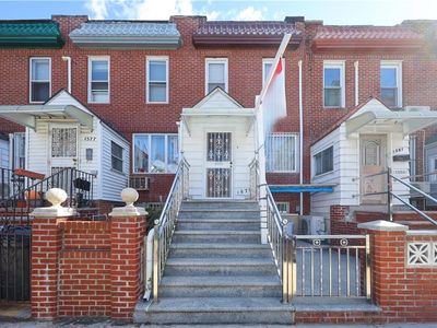 1579 W 8th St, Brooklyn, NY, 11204