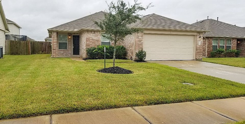 1st image of 2607 Verano Dr
