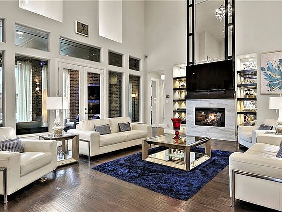 3rd image of 2031 Courtland Dr