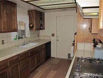 4th image of 15408 Yorba Ave