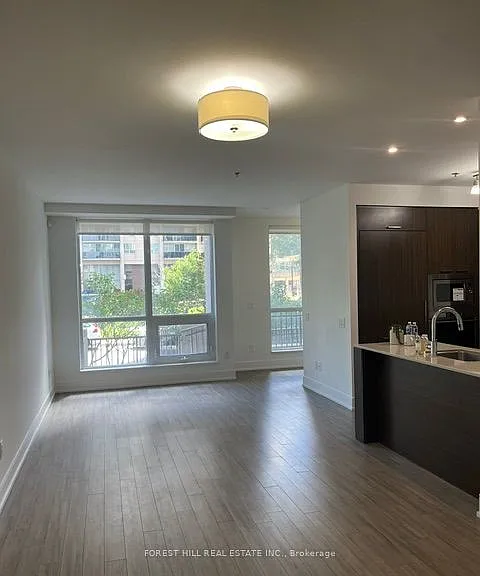 310 Tweedsmuir Ave #Townhouse 4 — Photo 11