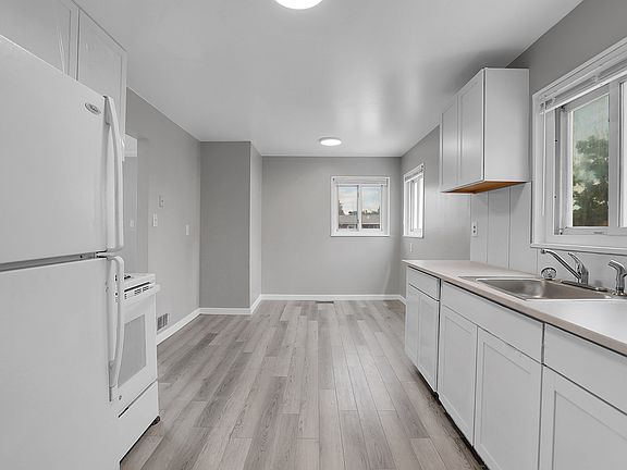 5th image of 4270 E 69th Ave
