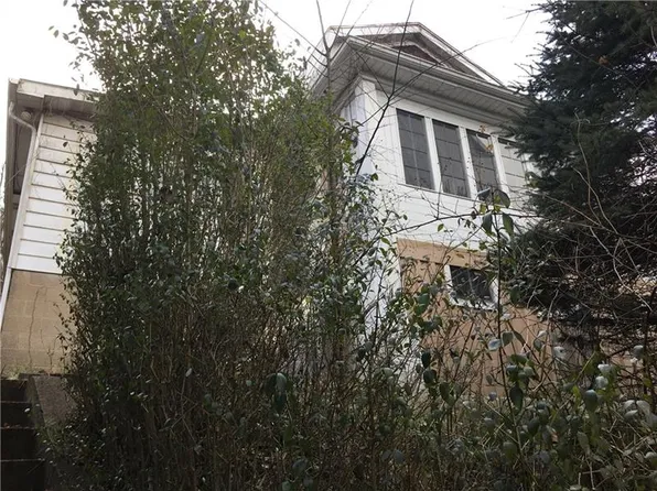 20 Kline Ave, North Versailles, PA 15137