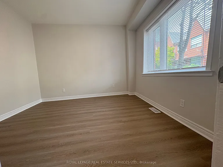 5 Henderson Ave — Photo 6