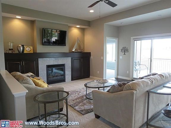 5th image of 9929 Edge Water Ln