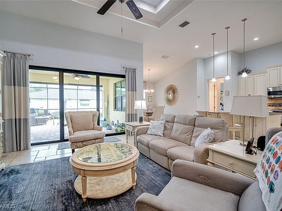 5th image of 314 SE 20th Pl