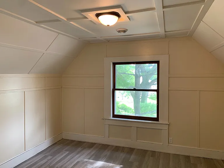 2825 N Humboldt Blvd — Photo 2