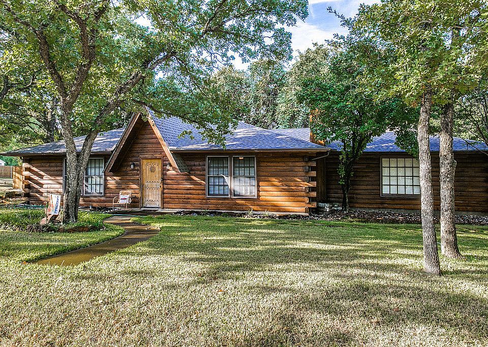 1st image of 2717 Peninsula Dr