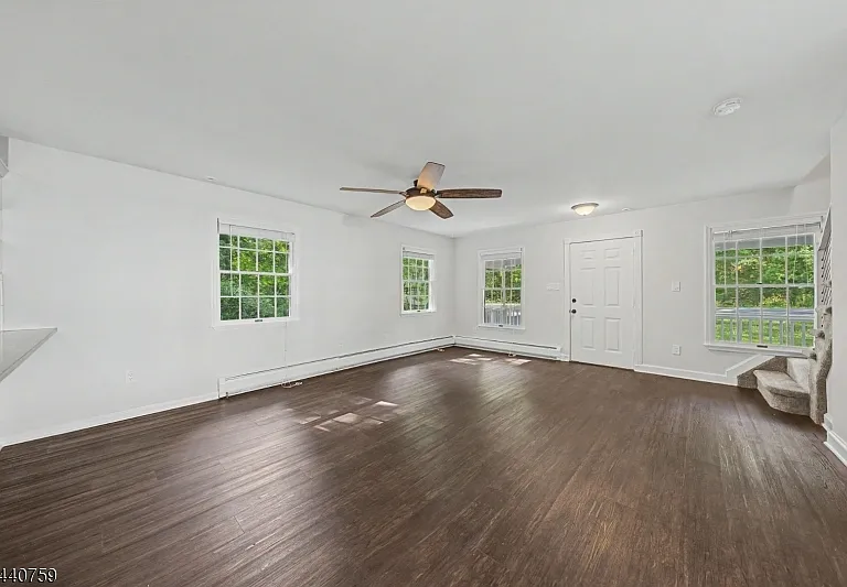 8 Oak Rd — Photo 7