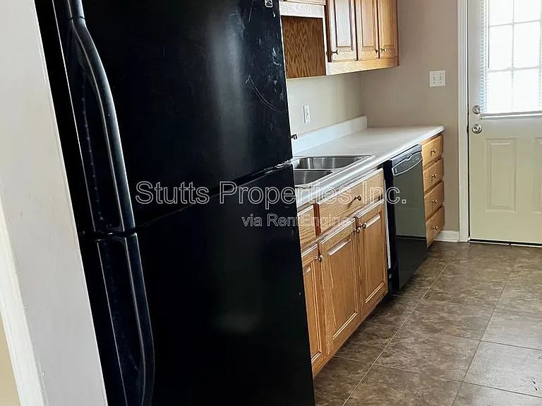 410 E Jackson Ave #D — Photo 3