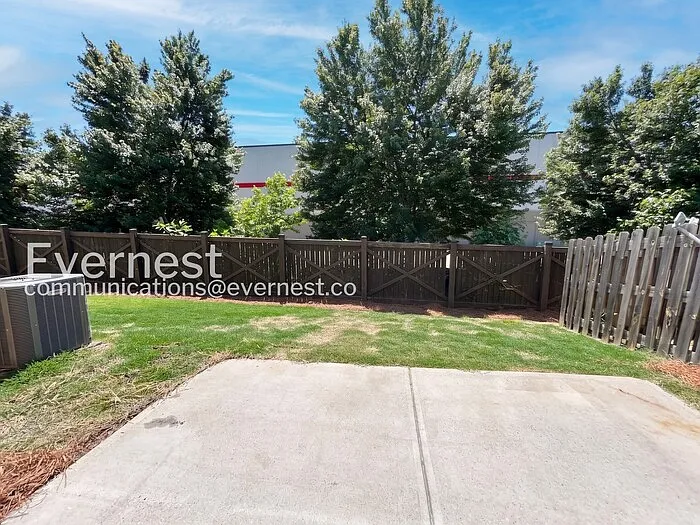 1243 Fischer Trce — Photo 25