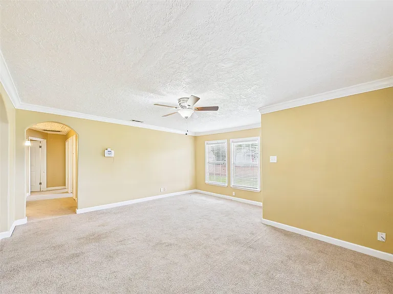 1213 W Sidnor St — Photo 12