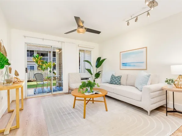 94-523 Lumiaina St APT G102, Waipahu, HI 96797