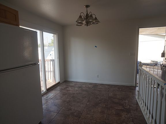 2nd image of 560 Pezel Rd