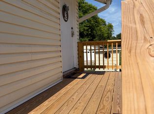 102 Chris Ln, Chickamauga, GA 30707
