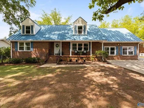 4312 Hunt Dr NW, Huntsville, AL 35816